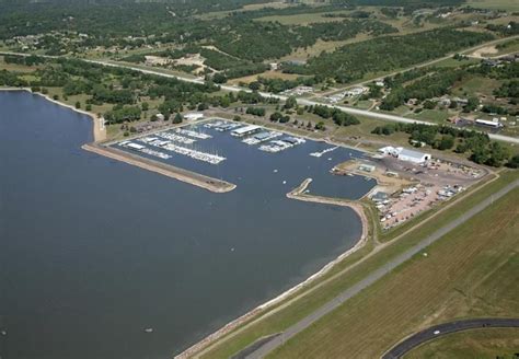 Lewis and Clark Marina 